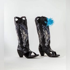 Chickickers Boots Sz 8 Black Leather‎ Embroidered Floral Open Toe Western